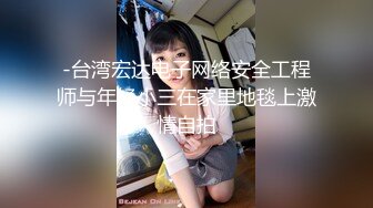  白虎逼姐妹花全程露脸一起玩，听大哥指挥互动狼友撩骚，性感的纹身，揉奶玩逼看特写道具抽插