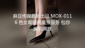 腹肌叔叔与大蛇拍拍