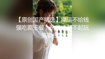 漂亮少妇海滩喂母乳