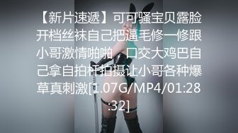 与小奶狗约会,在街上已经忍不住想要,回到家直接开干