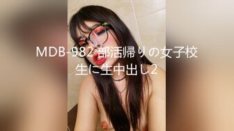 SP站顶级身材【Seviliyager】完美腹肌人鱼线美女~炮机自慰~淫水泛滥 【42V】 (35)